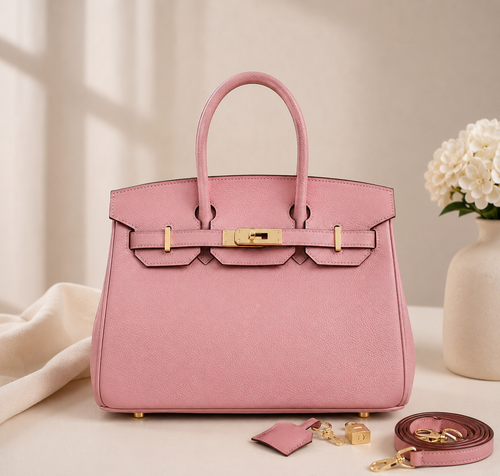 Elegant Black Handbag – Premium Quality